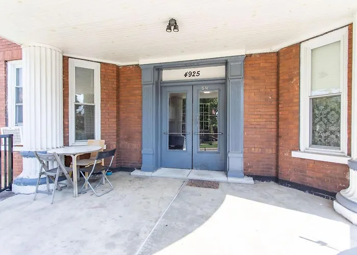 Sweet Little 1br Near Hospital & Park Apartment *